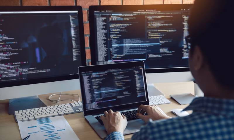 数据科学选型:R与Python如何赋能夷陵区网站建设?